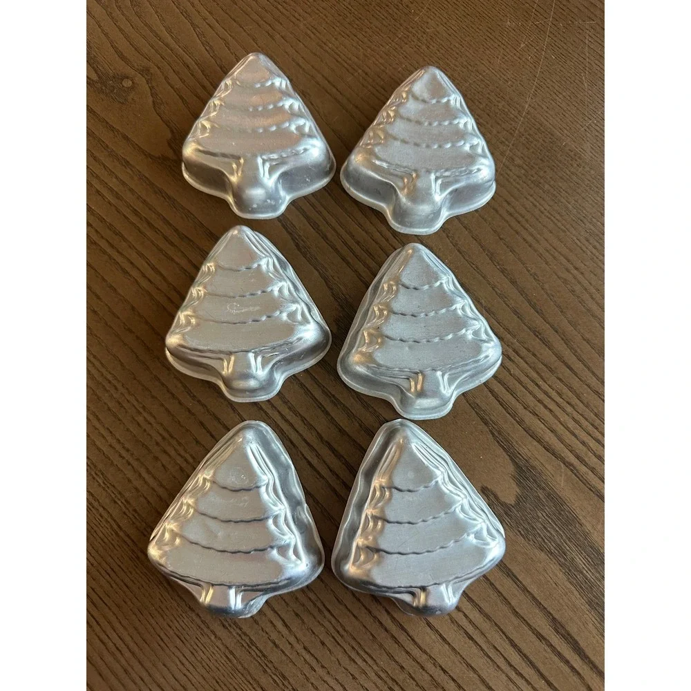 Vintage Aluminum Christmas Tree Molds‎ Set of 6 Silver Holiday Baking Tins